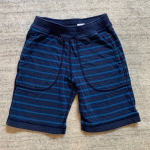 Hanna Anderson super soft boy shorts, with pockets. Pima cotton! Size 4